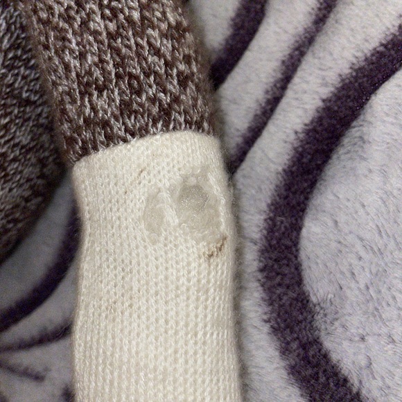 Sock Monkey small tear in arm - Picture 5 of 5